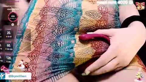 Snapshot of baztobias1 chatting on 01/12/25, 05:56 Brynn Vixen online show from 01/12/25, 05:56