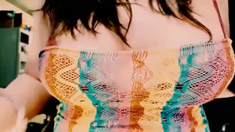 Snapshot of baztobias1 chatting on 09/30/25, 02:27 Brynn Vixen online show from 09/30/25, 02:27