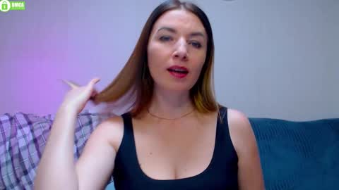 bb__bonami_ online show from 10/10/25, 03:33