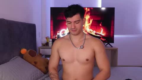 Valentino online show from 01/17/26, 09:07