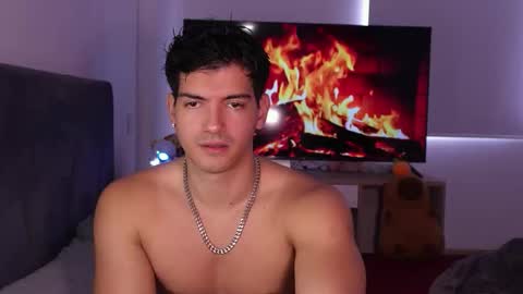 Valentino online show from 02/08/26, 09:07