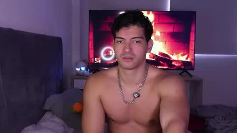 Valentino online show from 02/13/26, 09:11