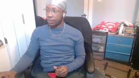 Snapshot of bbc_elrey chatting on 02/18/26, 06:15 Racks online show from 02/18/26, 06:15