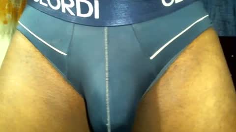 Snapshot of bbc_muscular chatting on 02/25/25, 06:58 camilo online show from 02/25/25, 06:58