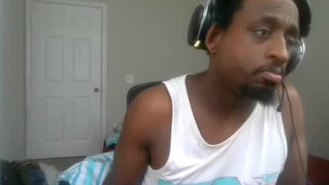 rocker n queen online show from 07/13/26, 04:10