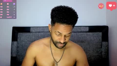 Snapshot of bbcblackhot33 chatting on 10/22/25, 03:40 john online show from 10/22/25, 03:40