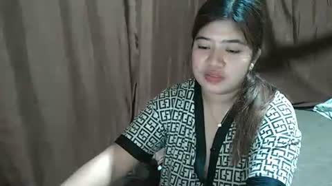 bbflower29 online show from 04/15/26, 07:58