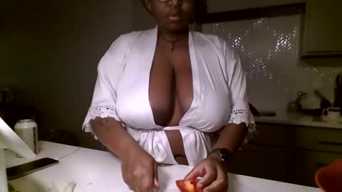 bbgirlcocoa online show from 05/16/26, 06:07