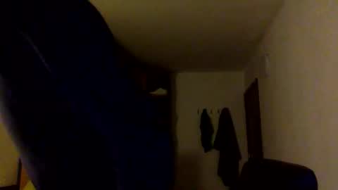 Snapshot of bbnamelezz chatting on 10/24/25, 05:37 BB Namelezz online show from 10/24/25, 05:37