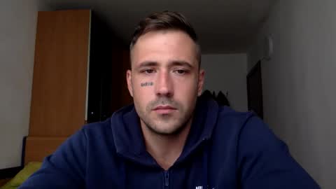 Snapshot of bbnamelezz chatting on 10/27/25, 09:13 BB Namelezz online show from 10/27/25, 09:13