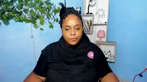 Charlote online show from 11/28/25, 12:08