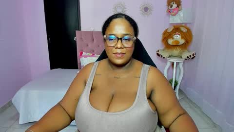 Snapshot of bbw_charlote chatting on 02/02/26, 02:49 Charlote online show from 02/02/26, 02:49