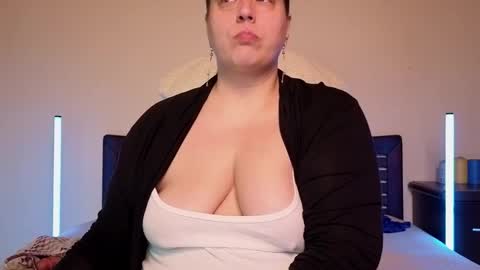 Snapshot of bbw_goddes chatting on 12/05/25, 12:30 Love online show from 12/05/25, 12:30