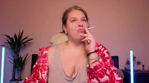 Snapshot of bbw_goddes chatting on 02/06/26, 08:23 Love online show from 02/06/26, 08:23