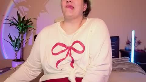 Snapshot of bbw_goddes chatting on 02/22/26, 09:57 Love online show from 02/22/26, 09:57