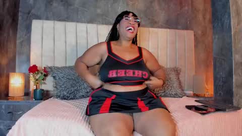 Bbwlatina01 online show from 02/04/26, 12:11