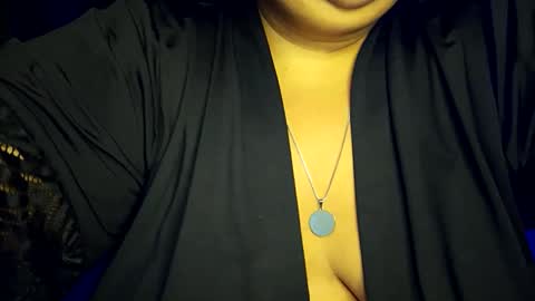 The girl next door  online show from 05/25/26, 04:57