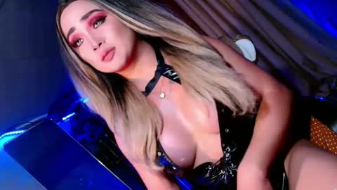 bby_lexielore69 online show from 09/29/25, 10:14