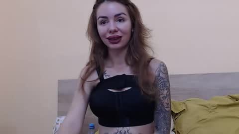 Snapshot of bbymelissa chatting on 10/16/25, 07:53 Melissa online show from 10/16/25, 07:53