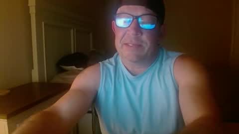 bdon1977 online show from 10/26/25, 11:53