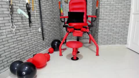 Snapshot of bdsm_meduza chatting on 01/11/26, 11:43 Meduza online show from 01/11/26, 11:43