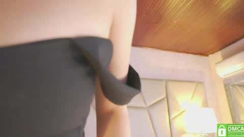 Helena  Evan online show from 05/30/26, 12:02