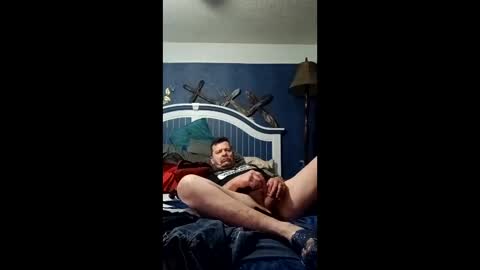 Snapshot of beaatoffbob chatting on 04/20/26, 11:17 beaatoffbob online show from 04/20/26, 11:17