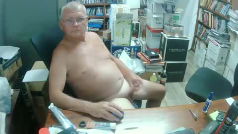 Guppy online show from 01/17/26, 10:09