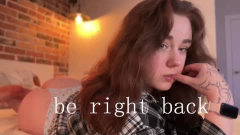 Snapshot of beam_kim chatting on 12/23/24, 12:14 kim3 INDEPENDENT MODEL online show from 12/23/24, 12:14