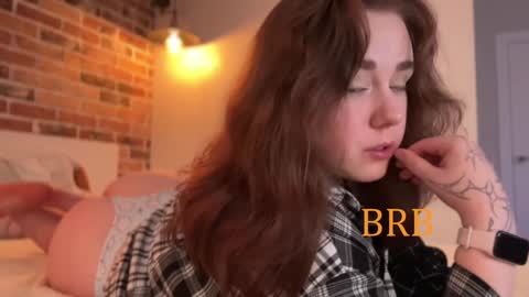 Snapshot of beam_kim chatting on 02/05/25, 08:04 kim3 INDEPENDENT MODEL online show from 02/05/25, 08:04