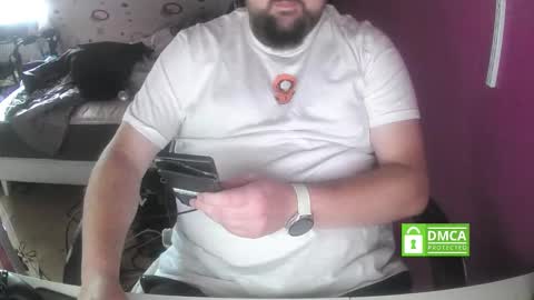 bear90130 online show from 09/10/25, 12:38