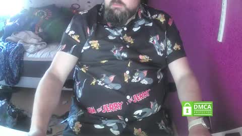 bear90130 online show from 10/02/25, 10:44