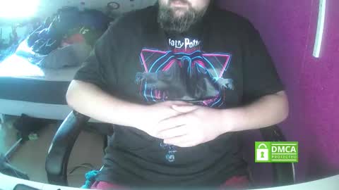 bear90130 online show from 10/12/25, 07:40