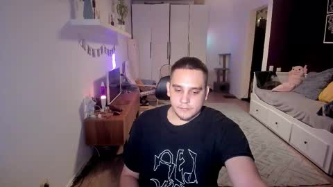 Snapshot of bear_beer130 chatting on 11/10/25, 04:39 bear_beer130 online show from 11/10/25, 04:39