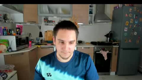 bear_beer130 online show from 05/17/26, 04:47