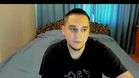 bear_beer130 online show from 08/01/26, 12:37