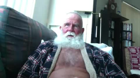 Snapshot of beardbushy chatting on 06/23/26, 02:59 beardbushy online show from 06/23/26, 02:59