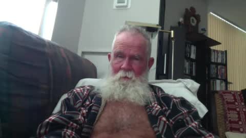 Snapshot of beardbushy chatting on 07/09/26, 04:00 beardbushy online show from 07/09/26, 04:00