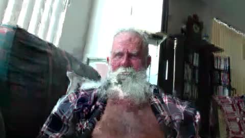 Snapshot of beardbushy chatting on 07/31/26, 03:55 beardbushy online show from 07/31/26, 03:55