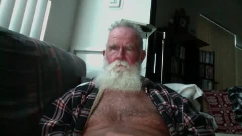 Snapshot of beardbushy chatting on 08/02/26, 02:59 beardbushy online show from 08/02/26, 02:59