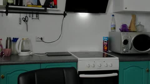 Zeus online show from 10/09/25, 09:02