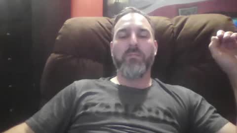 Snapshot of beardedambition chatting on 12/03/24, 01:52 beardedambition online show from 12/03/24, 01:52