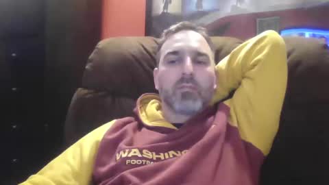 Snapshot of beardedambition chatting on 02/10/25, 11:02 beardedambition online show from 02/10/25, 11:02