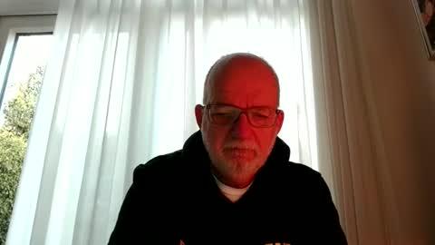 Beardman online show from 10/26/25, 07:03