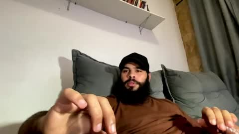Snapshot of beardmax chatting on 07/20/26, 06:54 Min online show from 07/20/26, 06:54