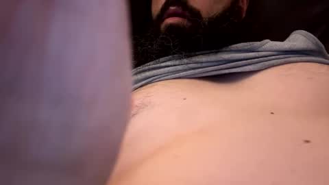 Snapshot of beardo1211 chatting on 01/15/25, 07:15 beard online show from 01/15/25, 07:15