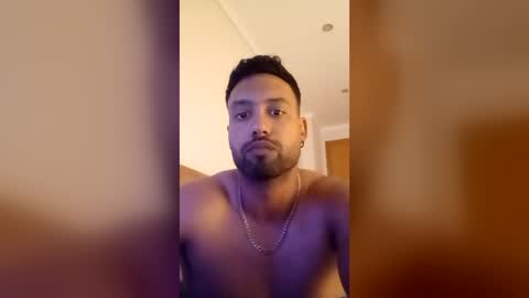 bearpapi858412 online show from 07/07/26, 09:41