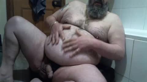 bearsteve75 online show from 12/29/24, 01:06