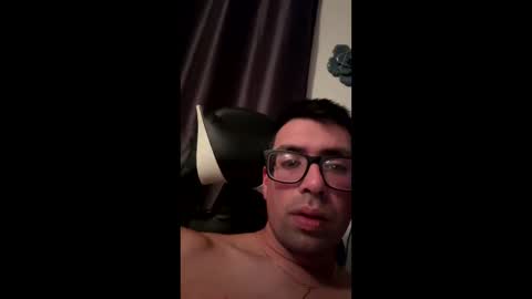 Snapshot of beastandbeauty0313 chatting on 01/15/25, 04:57 Beastandbeauty0313 online show from 01/15/25, 04:57