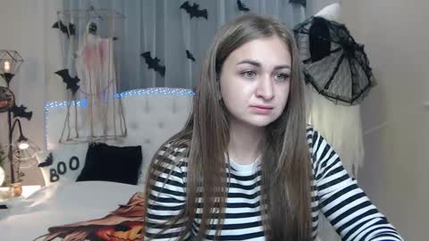 beataangel online show from 10/21/25, 06:36